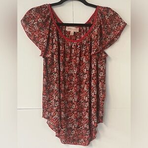 Philosophy Republic Clothing red pink floral flowy short sleeve top. Size XS